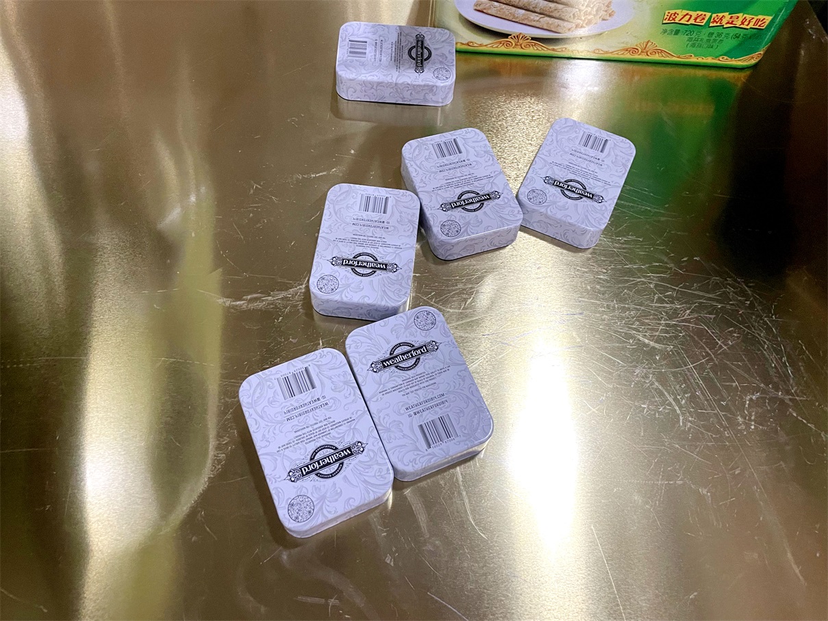 Printed tin box
